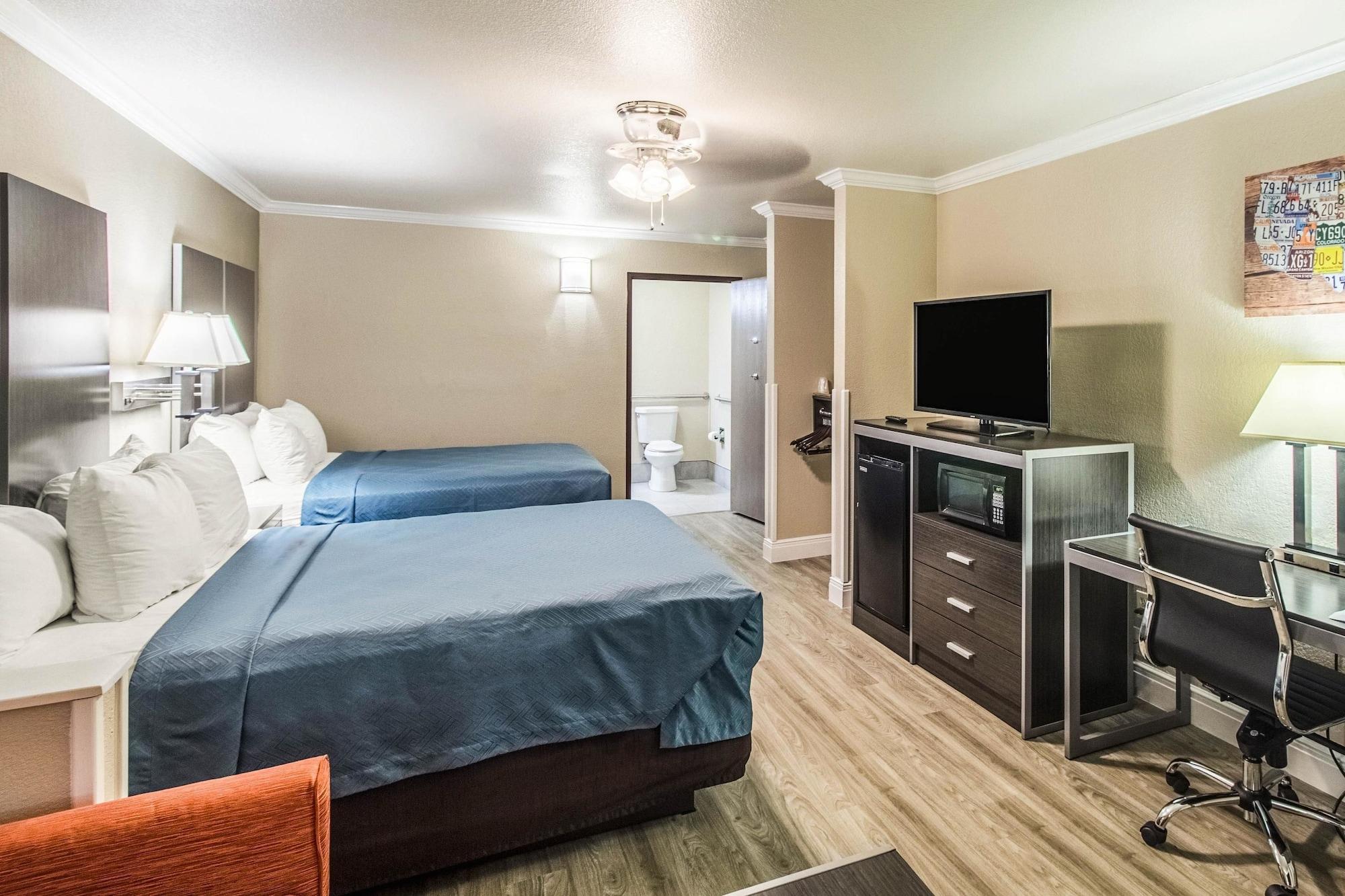 Econo Lodge Inn & Suites Corpus Christi Bagian luar foto