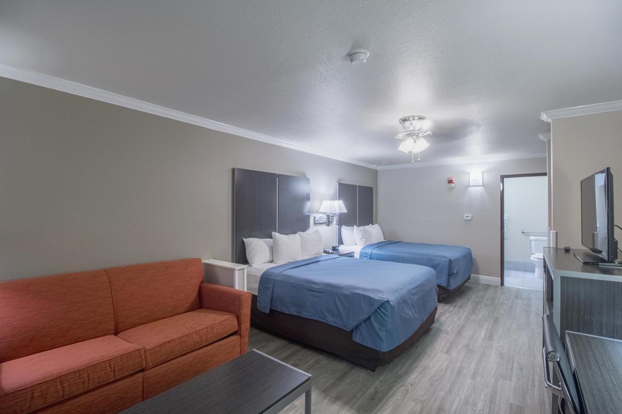Econo Lodge Inn & Suites Corpus Christi Bagian luar foto