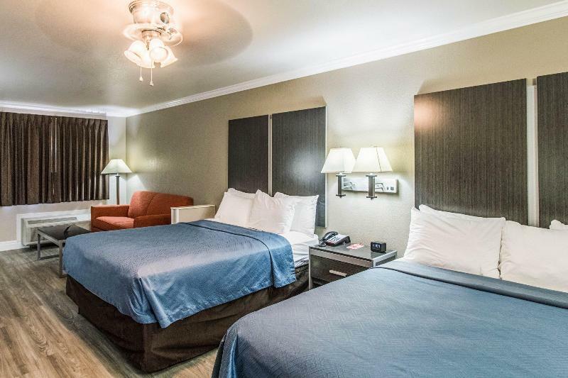 Econo Lodge Inn & Suites Corpus Christi Bagian luar foto